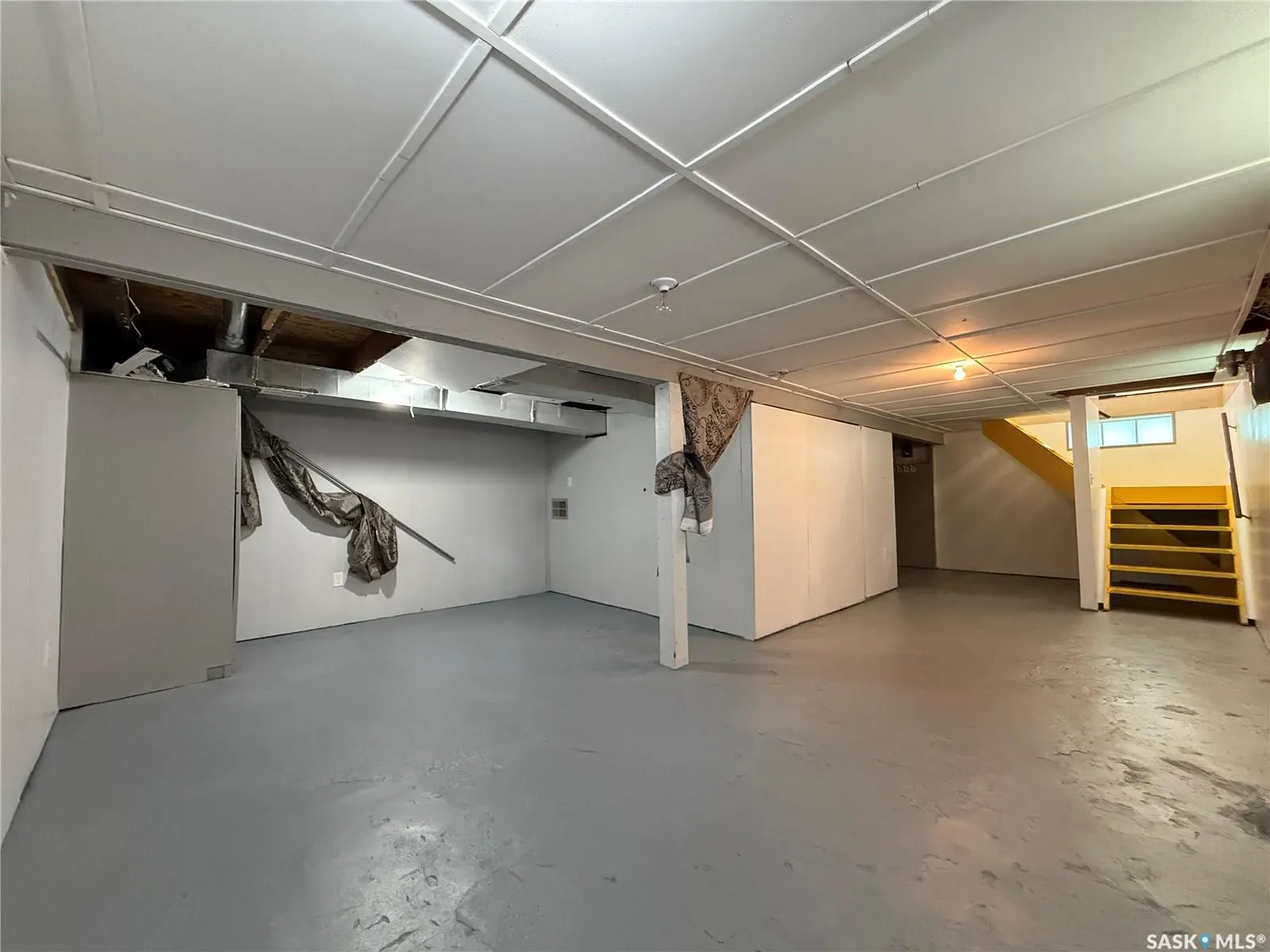 151 Coteau STREET W
