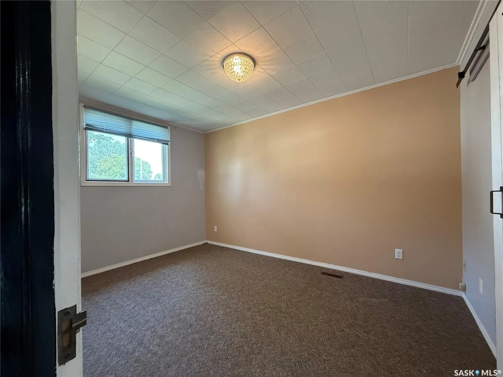 151 Coteau STREET W