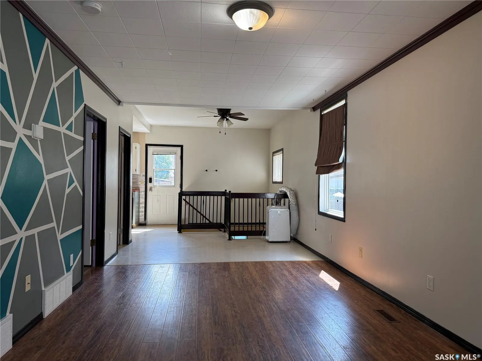 151 Coteau STREET W