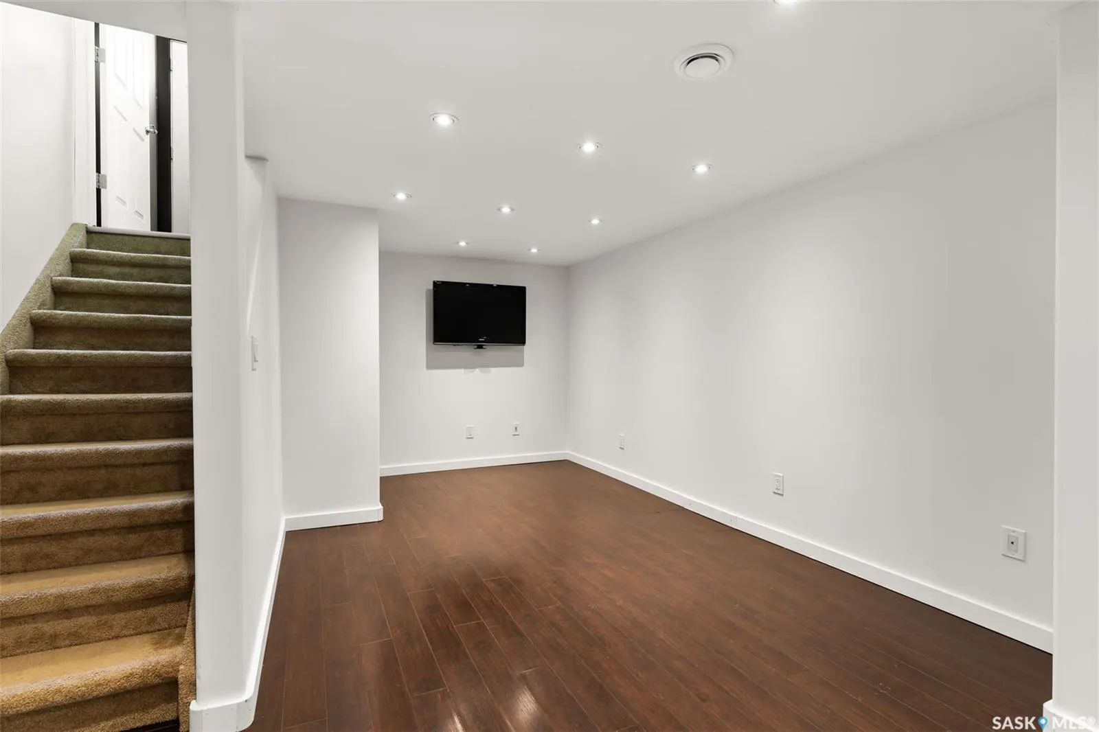 1139 Fleet STREET