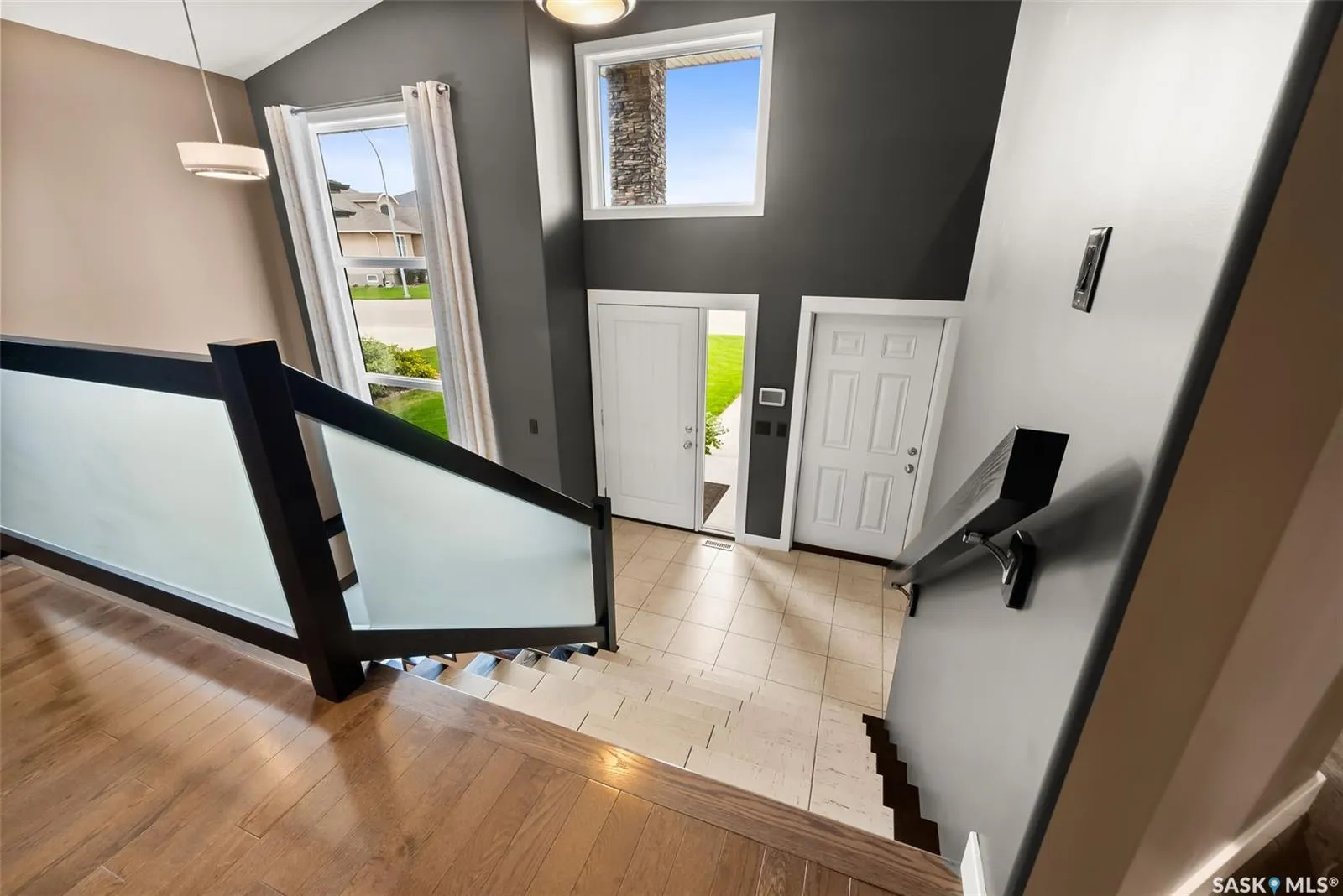 8062 Wascana Gardens DRIVE