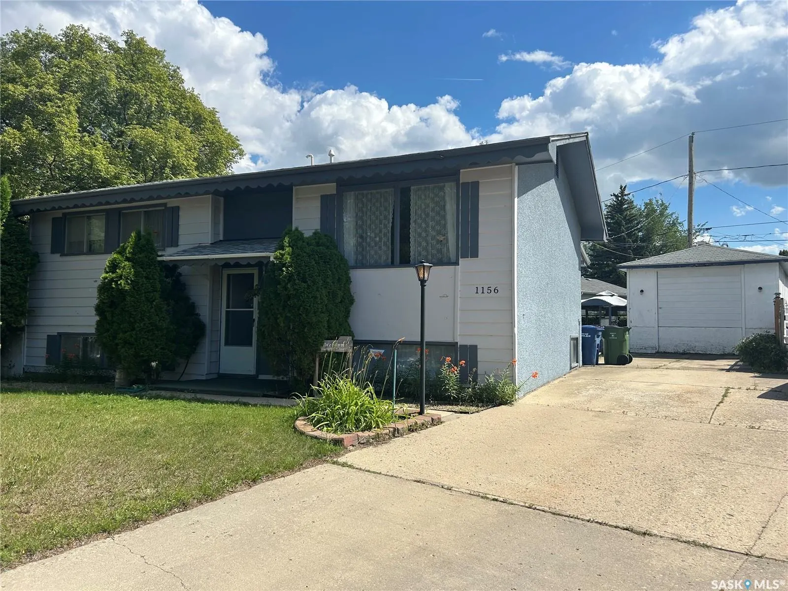 1156 Duffield CRESCENT