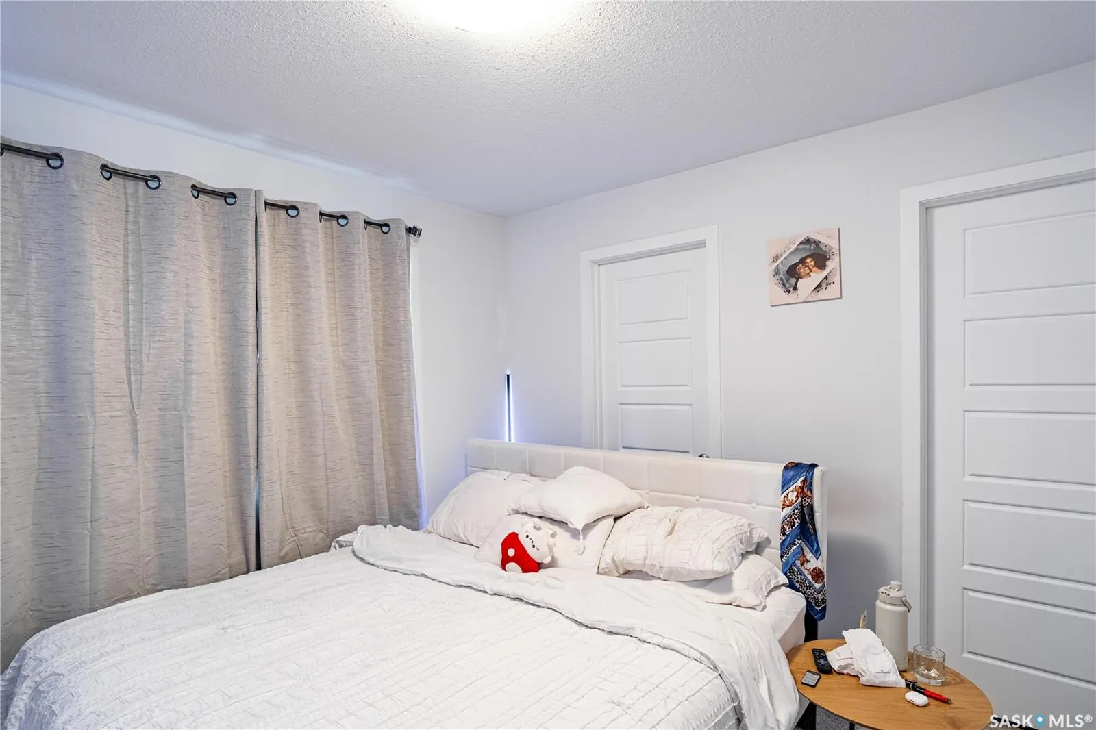 3108 Crosbie CRESCENT