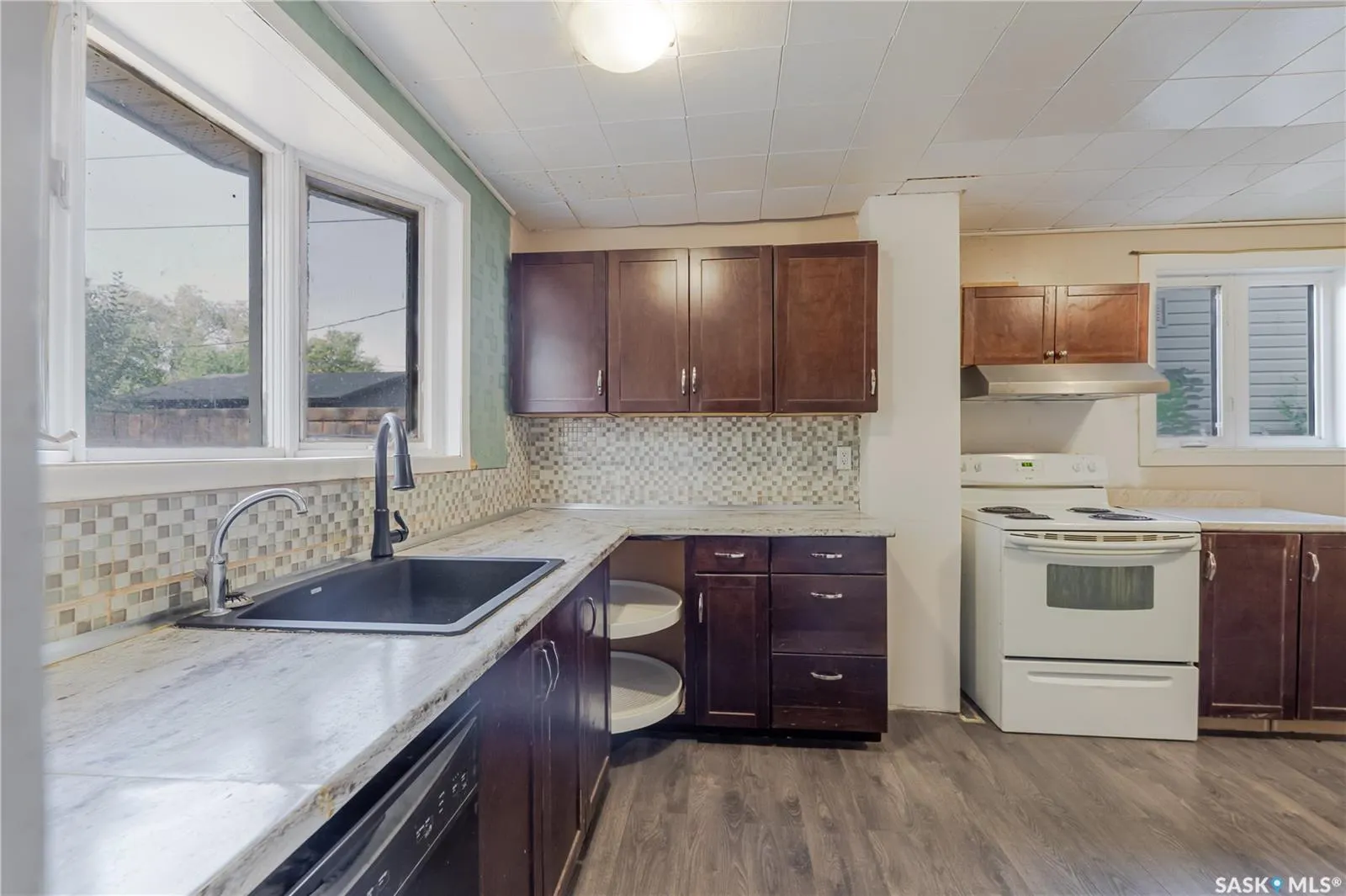 946 Stadacona STREET W