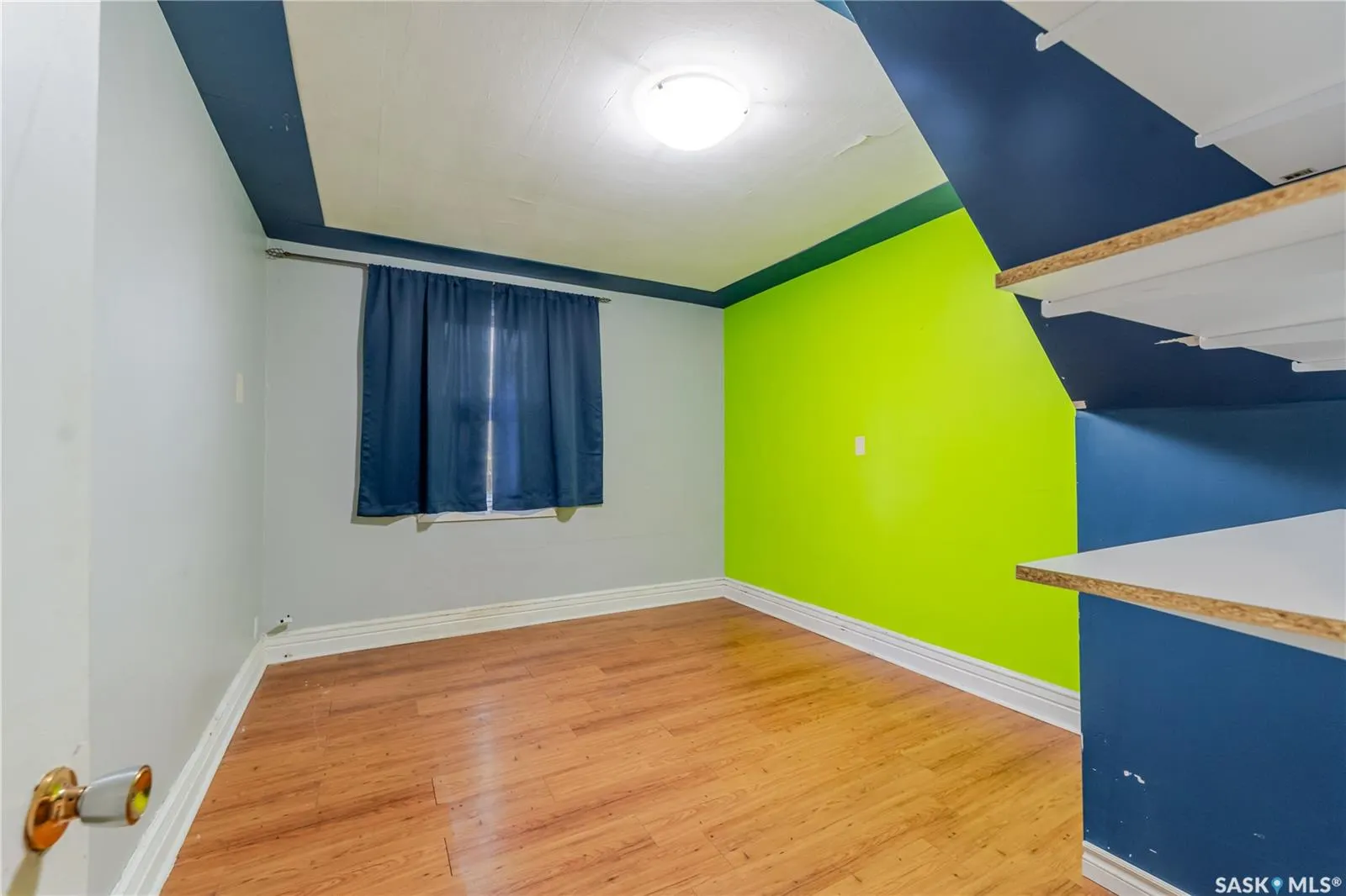 946 Stadacona STREET W