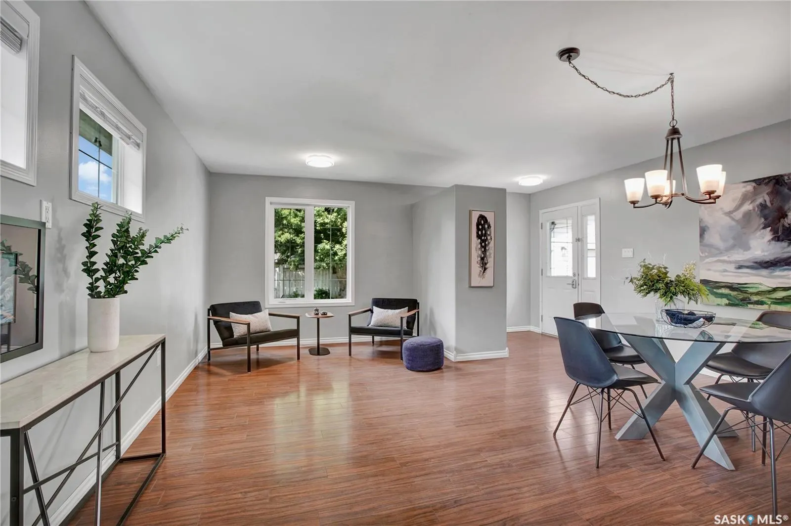 26 Columbia DRIVE