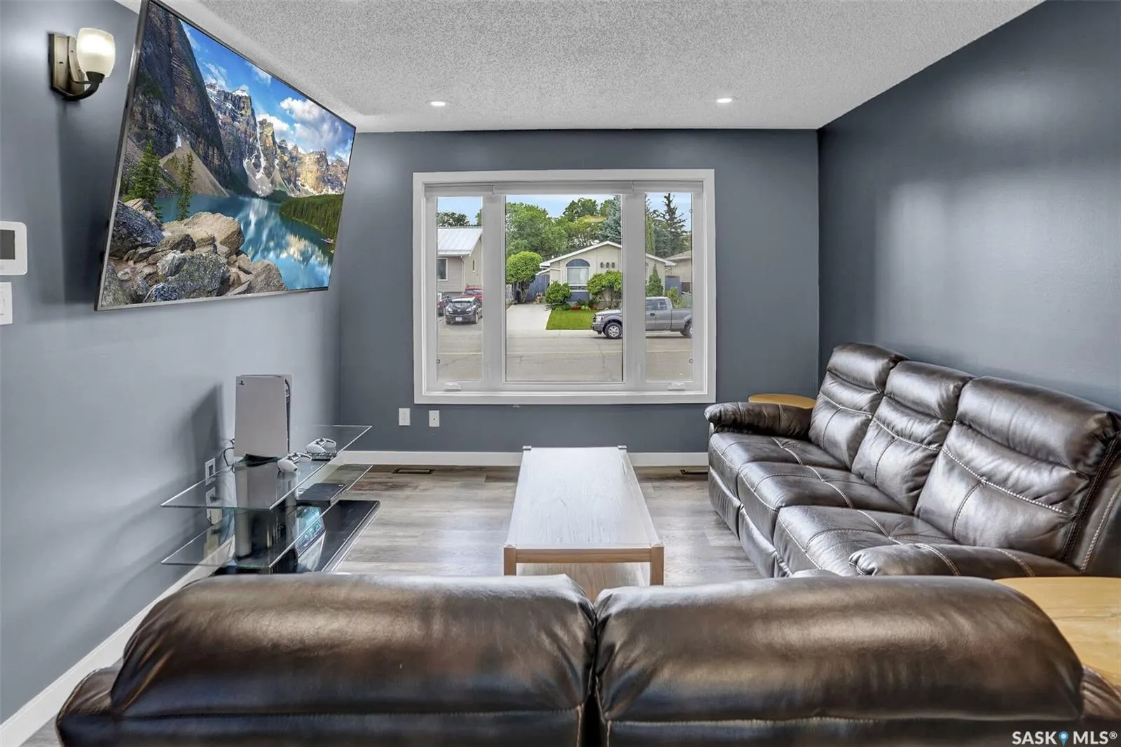 586 Rink AVENUE