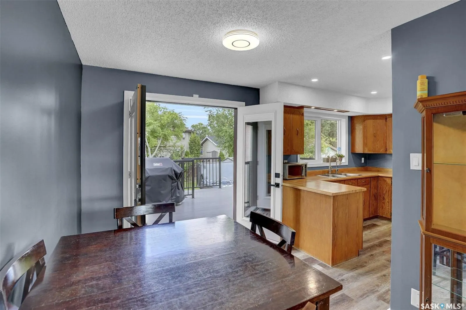 586 Rink AVENUE