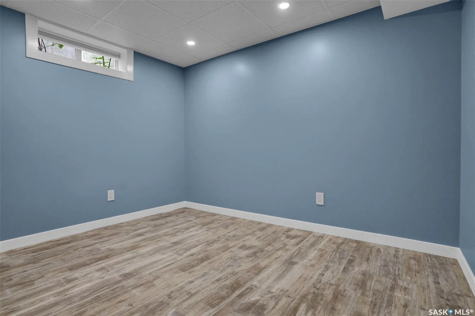 586 Rink AVENUE