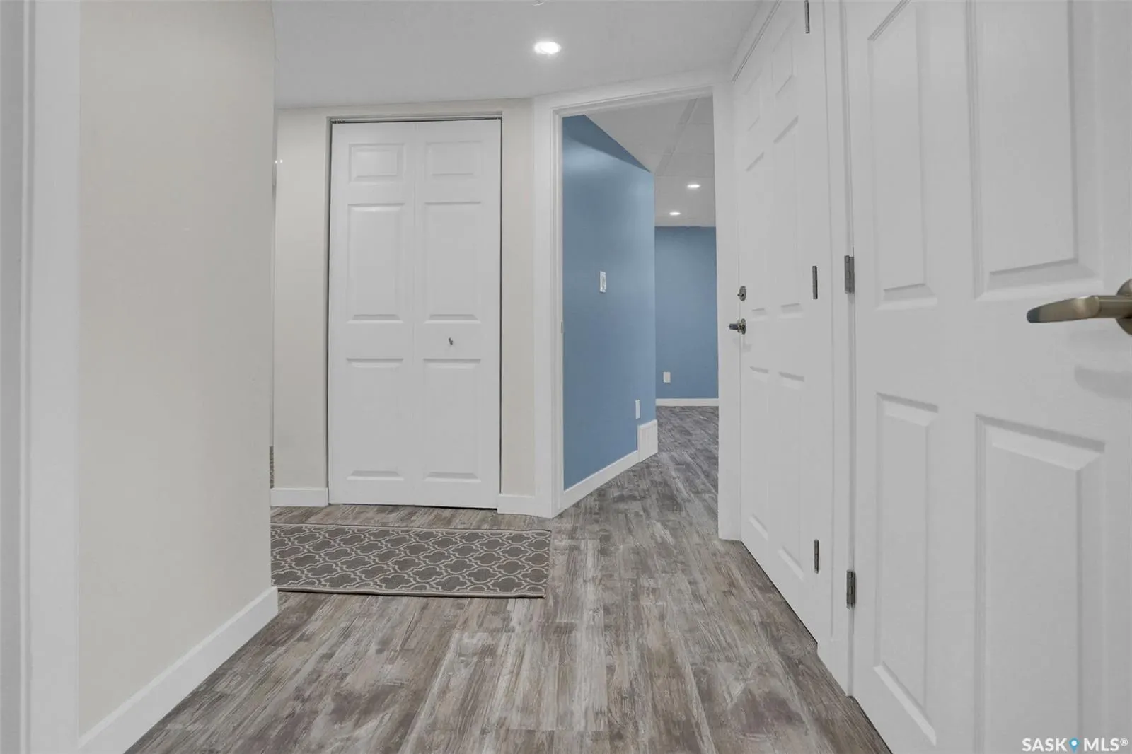 586 Rink AVENUE