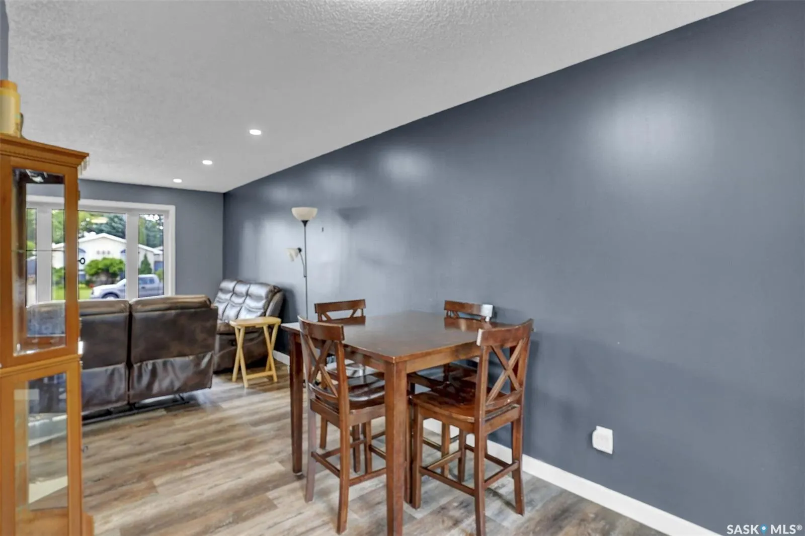 586 Rink AVENUE