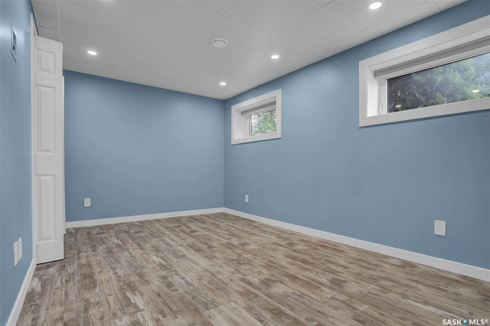 586 Rink AVENUE