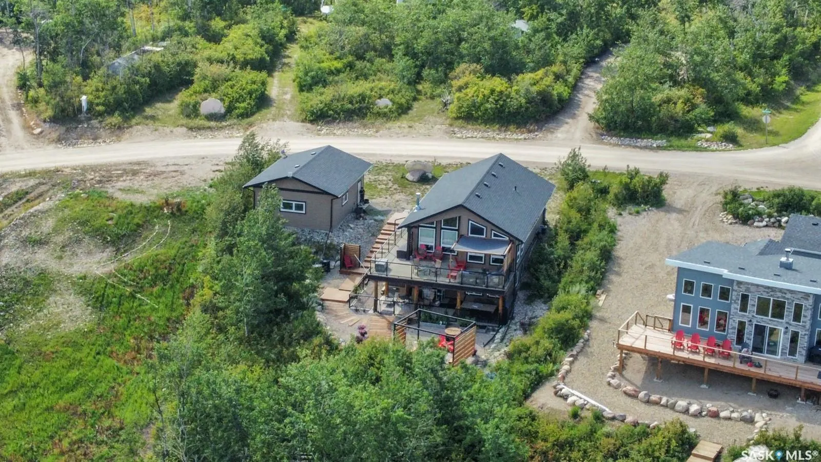 648 Willow Point WAY