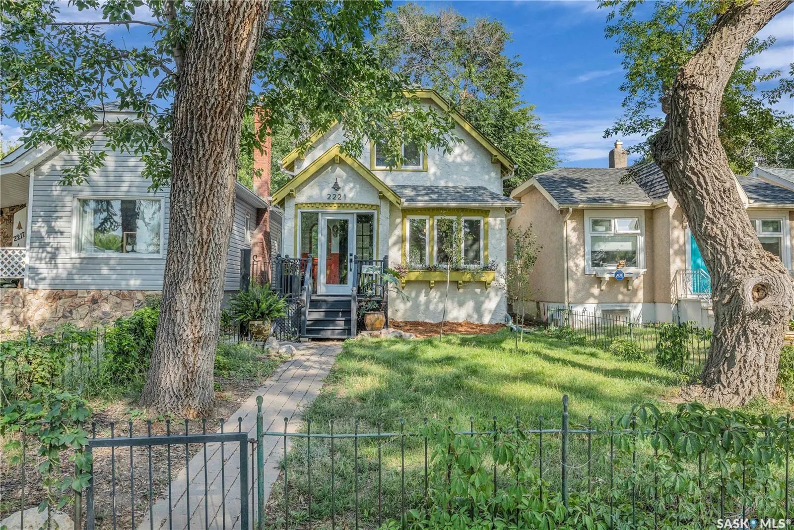 2221 Princess STREET