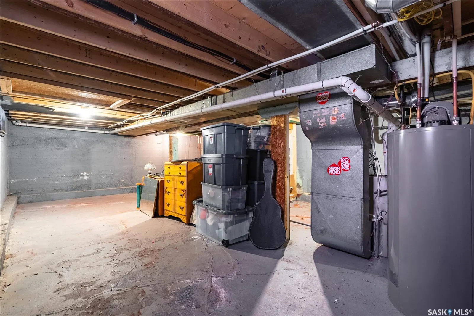 222 7th STREET E