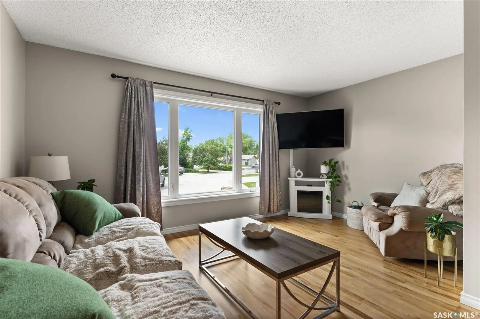 6335 Cohen BAY