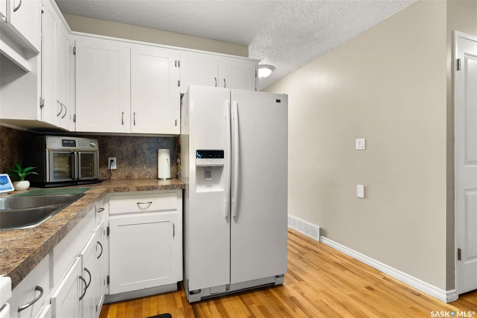 6335 Cohen BAY