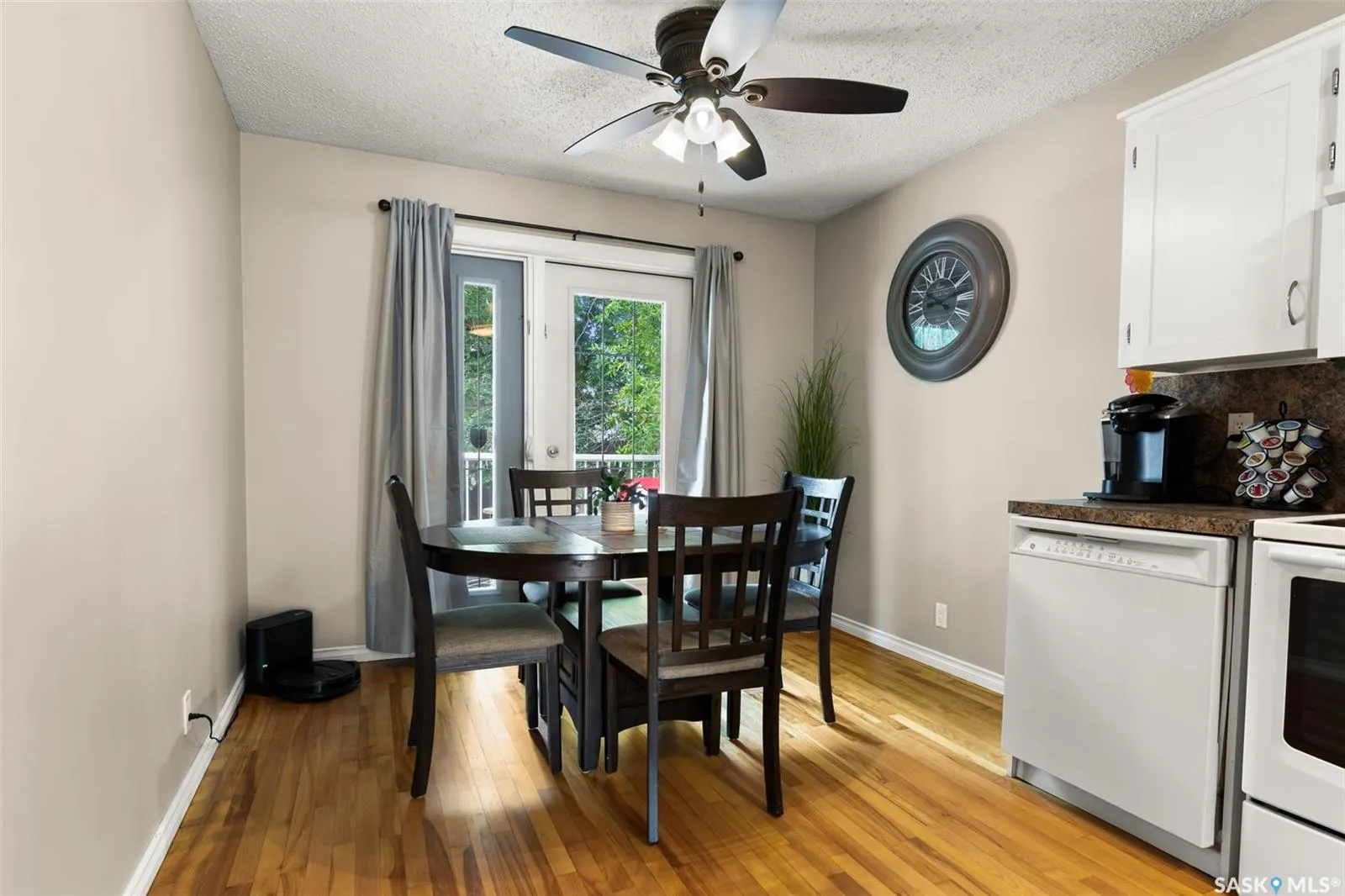 6335 Cohen BAY