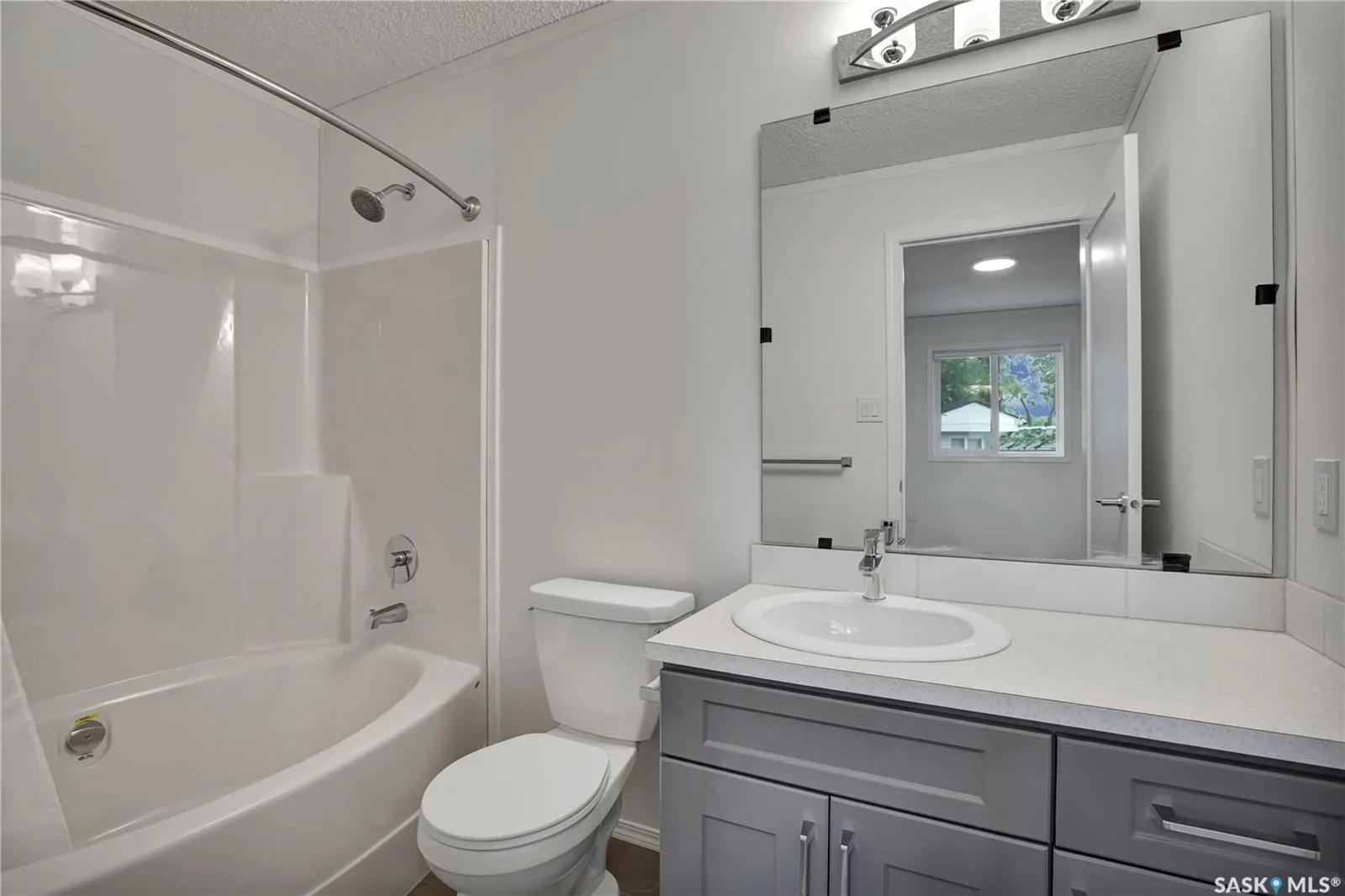 1524 Rayner AVENUE, #320