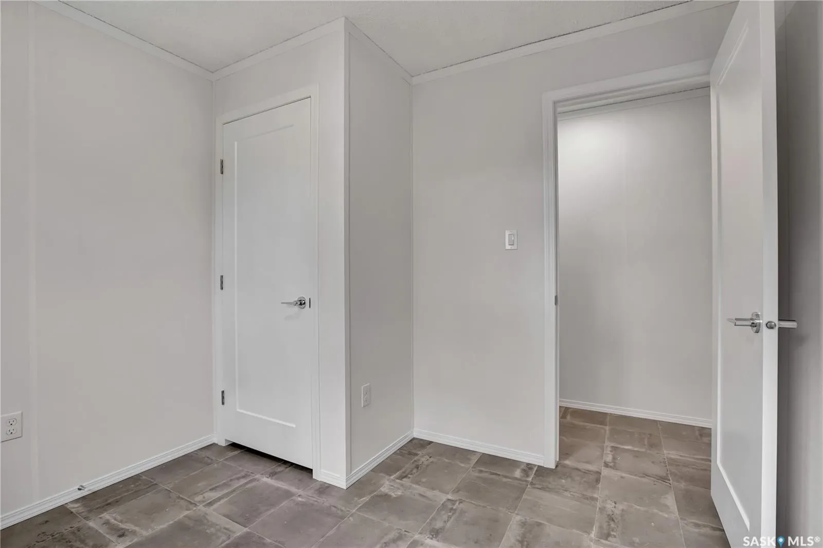 1524 Rayner AVENUE, #320