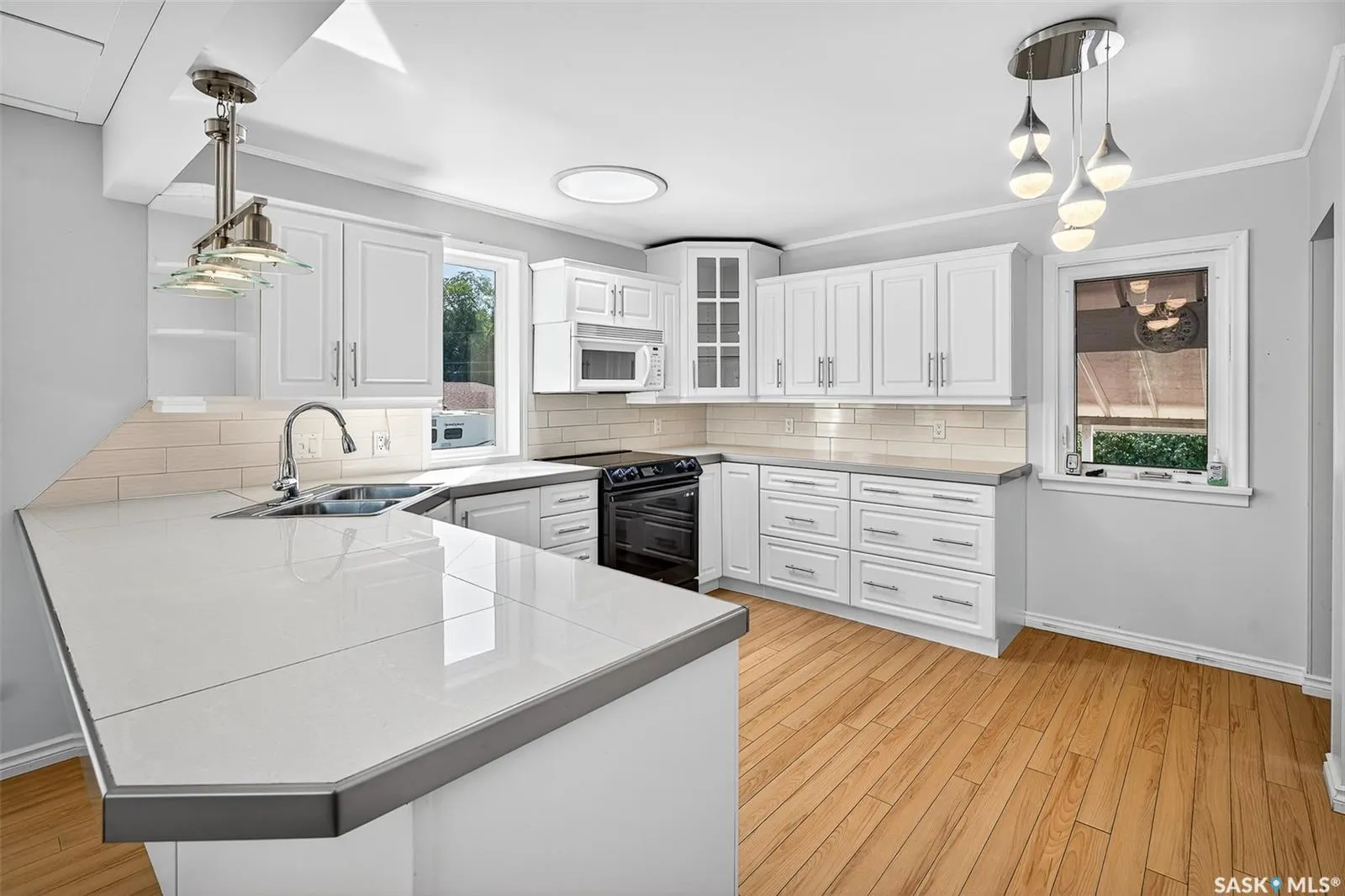 701 Hochelaga STREET W