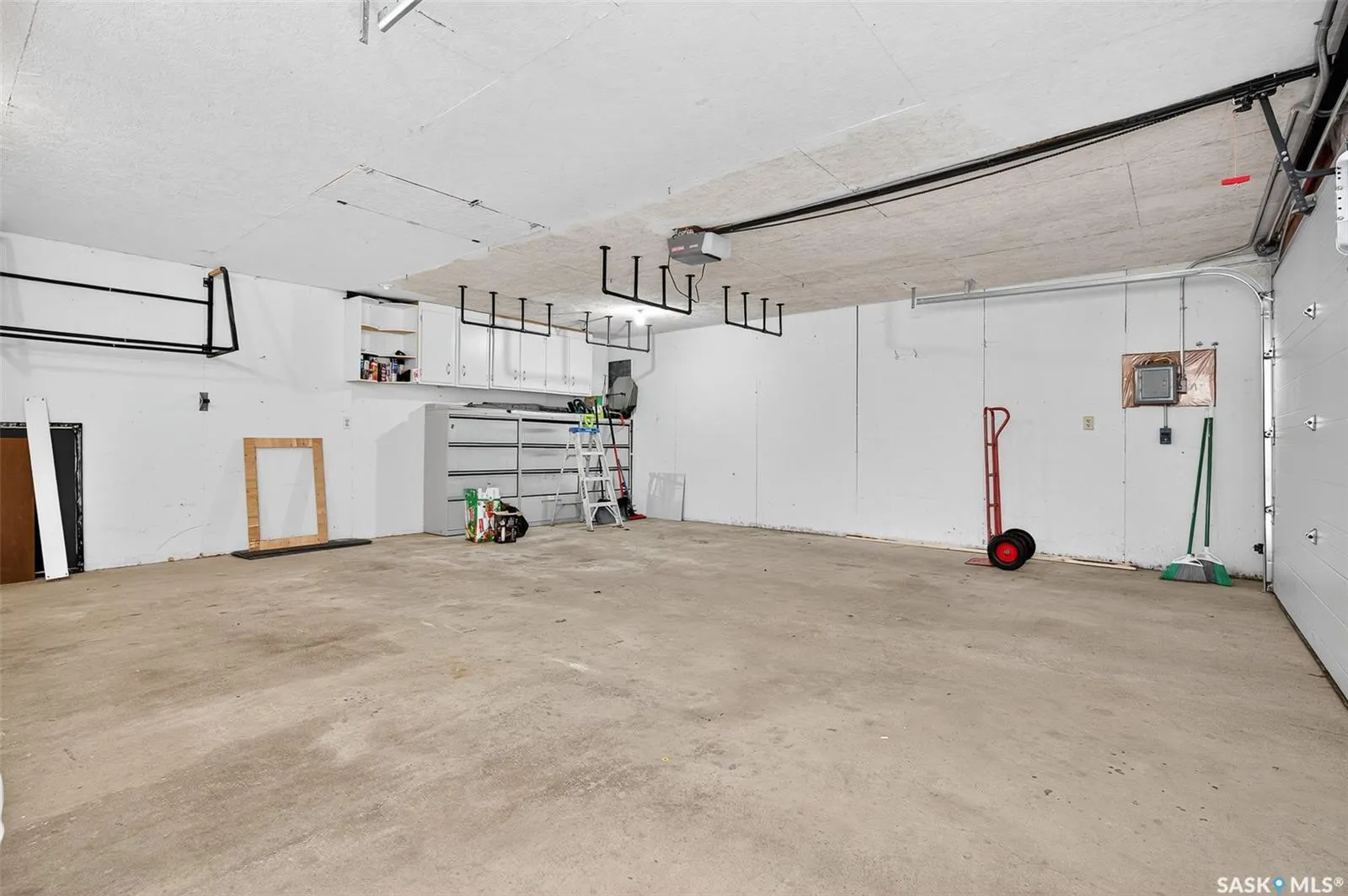 701 Hochelaga STREET W