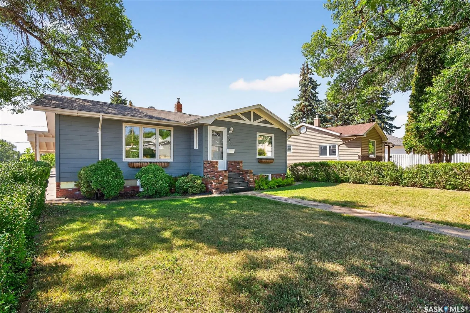 701 Hochelaga STREET W