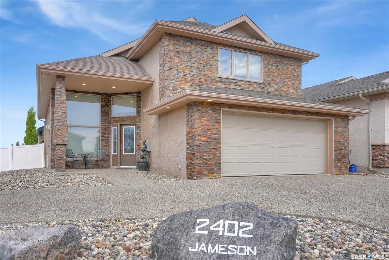 2402 Jameson CRESCENT