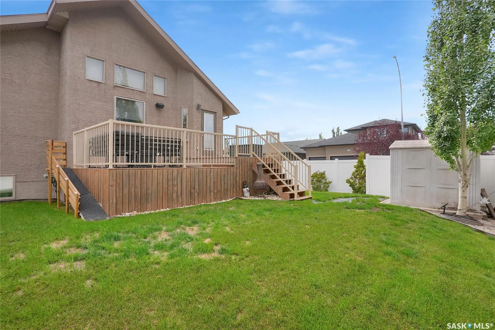 2402 Jameson CRESCENT