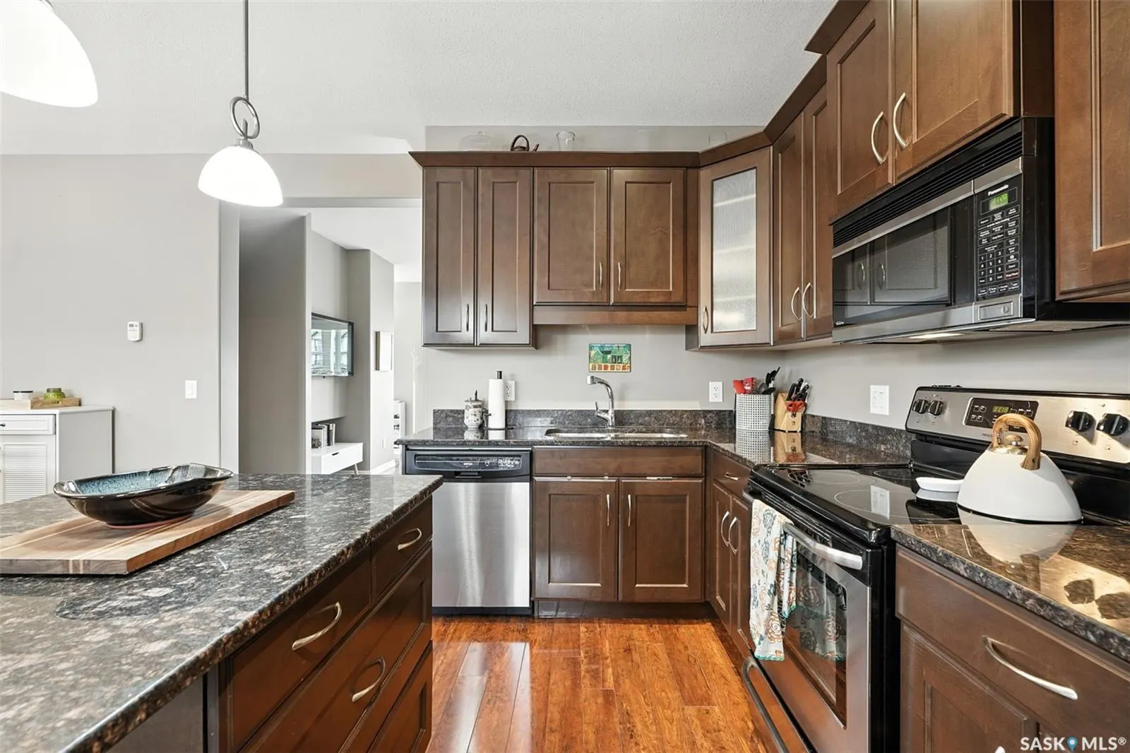 1026 Willowgrove CRESCENT