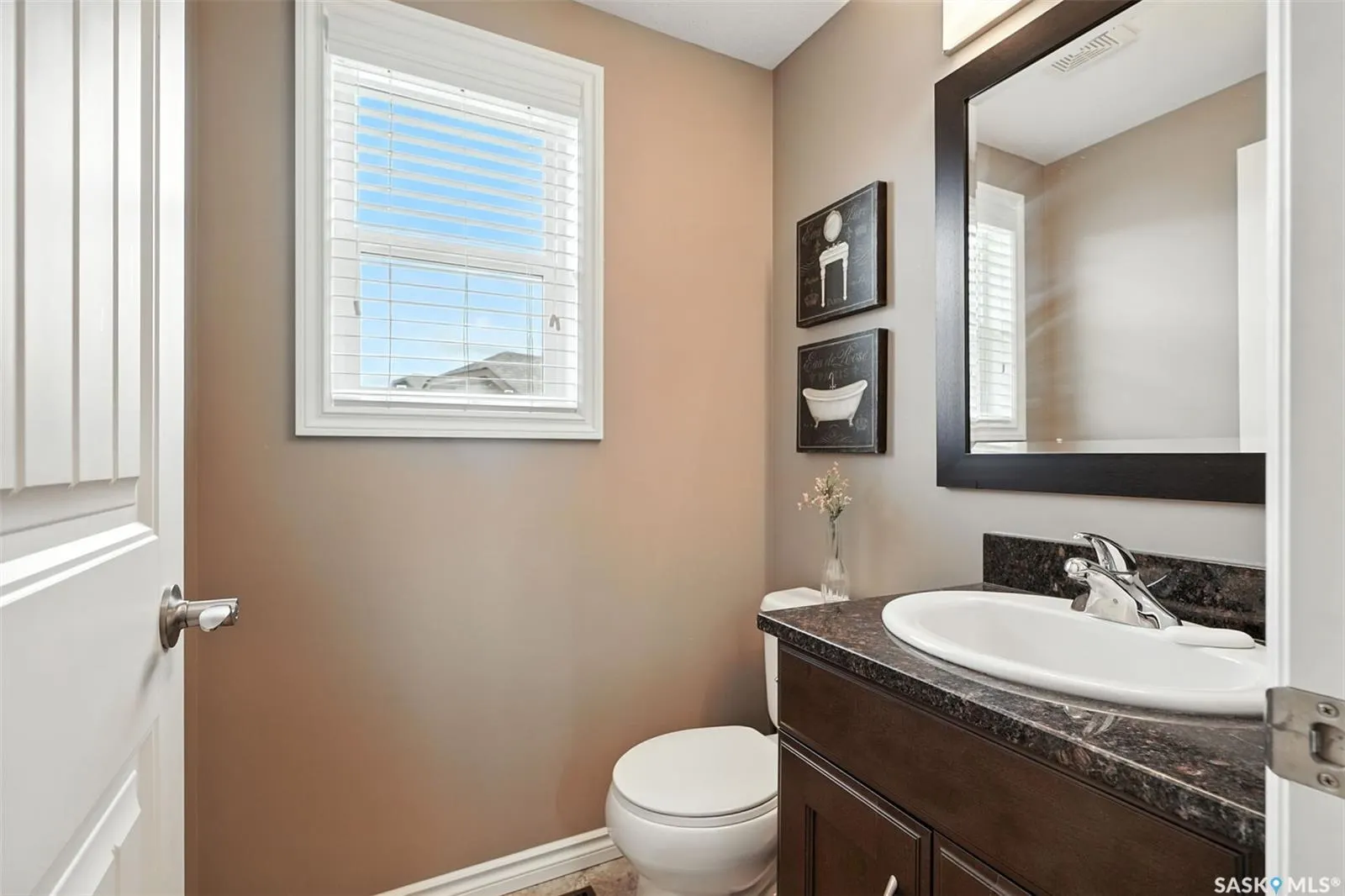 1026 Willowgrove CRESCENT