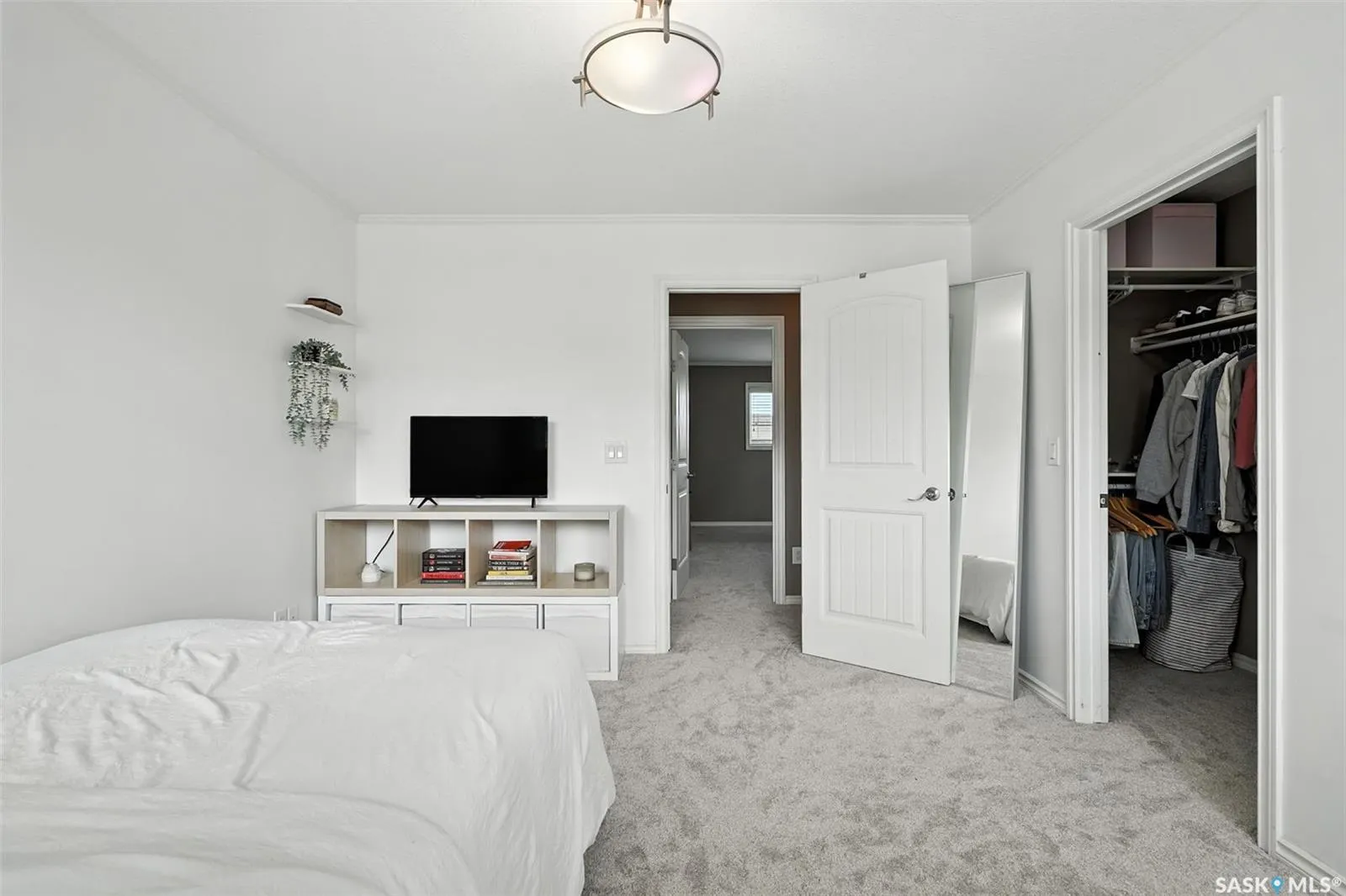 1026 Willowgrove CRESCENT