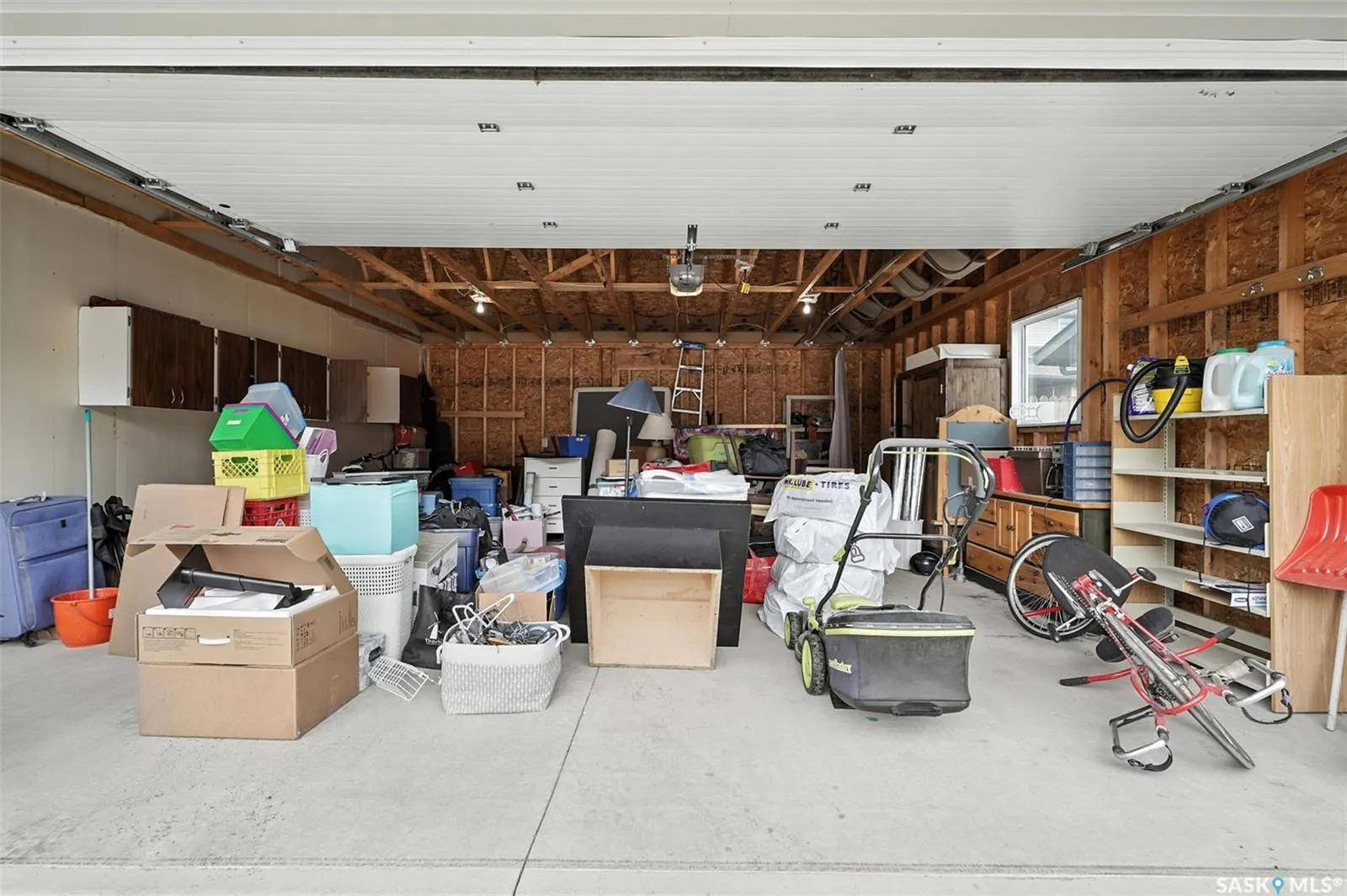 1026 Willowgrove CRESCENT