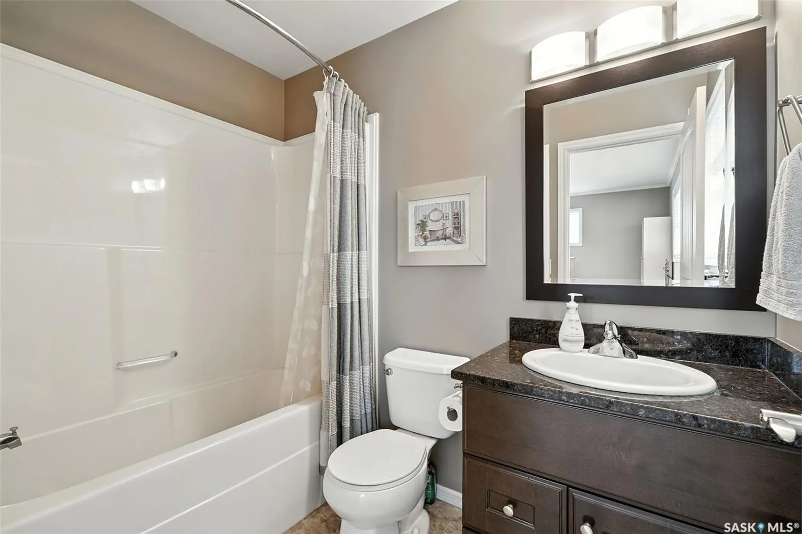 1026 Willowgrove CRESCENT