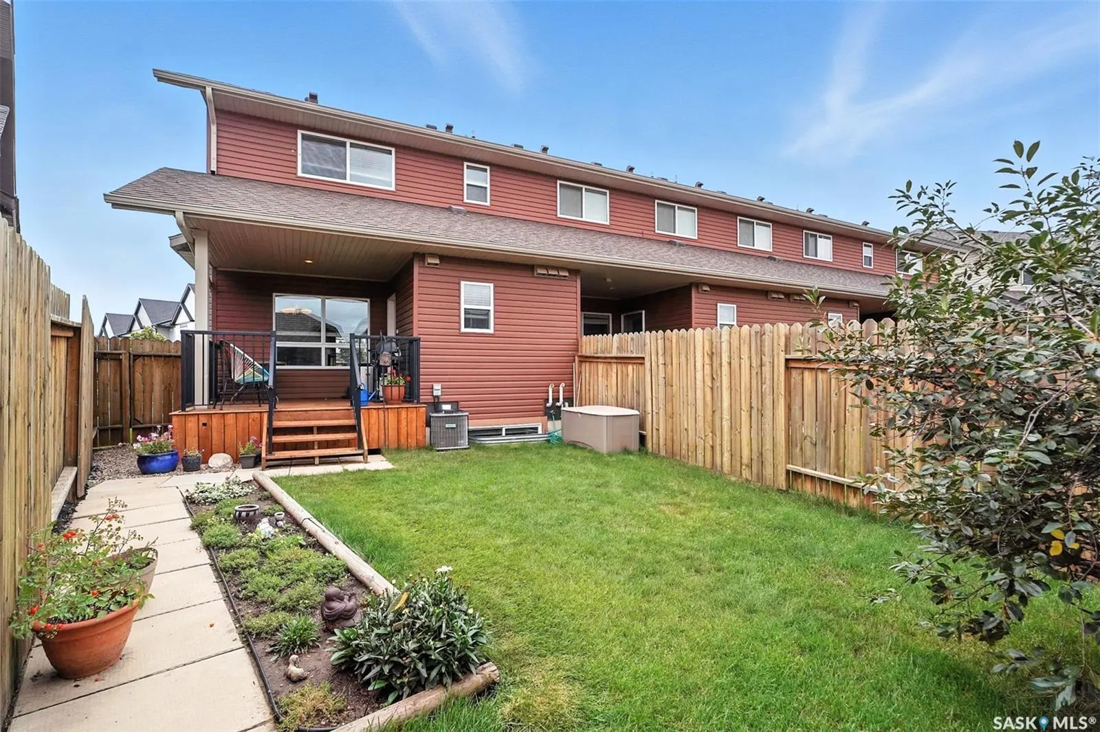 1026 Willowgrove CRESCENT