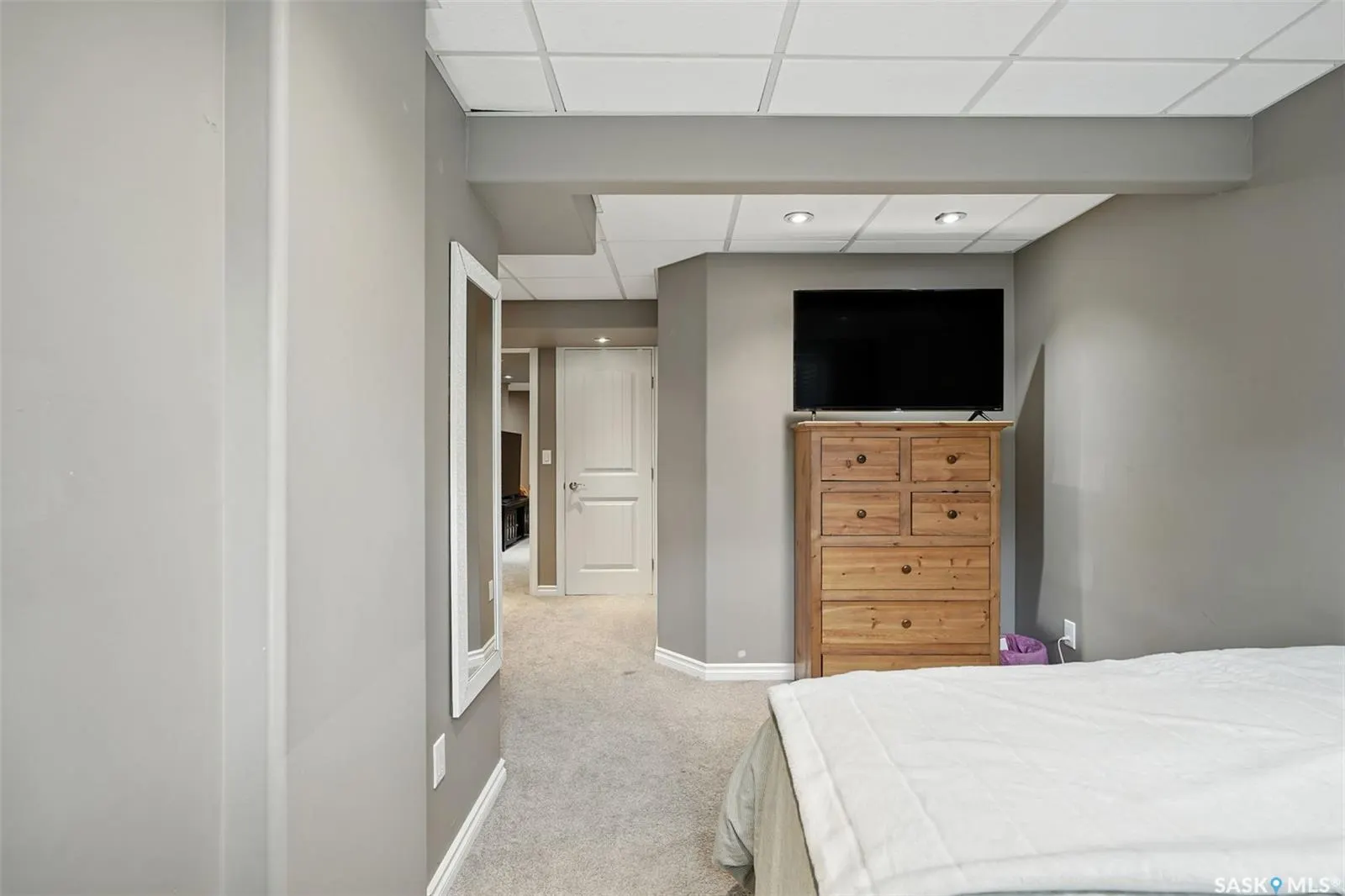 1026 Willowgrove CRESCENT