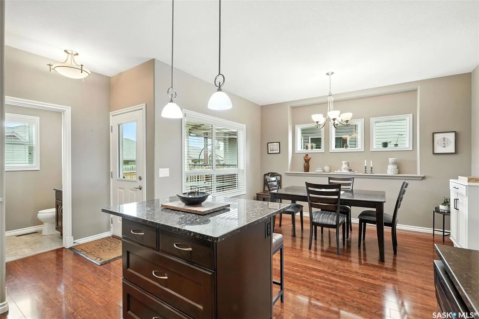 1026 Willowgrove CRESCENT