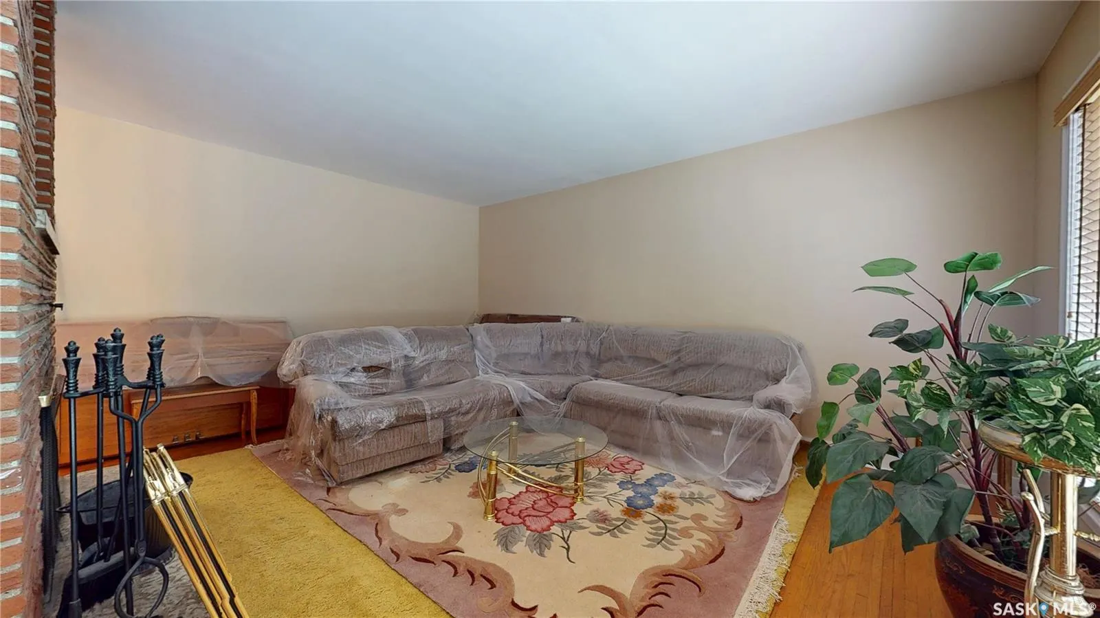 3708 Albert STREET