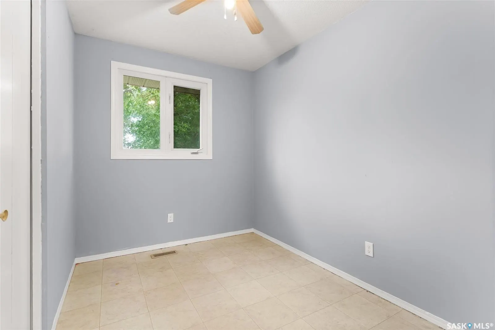 11 Rothwell CRESCENT