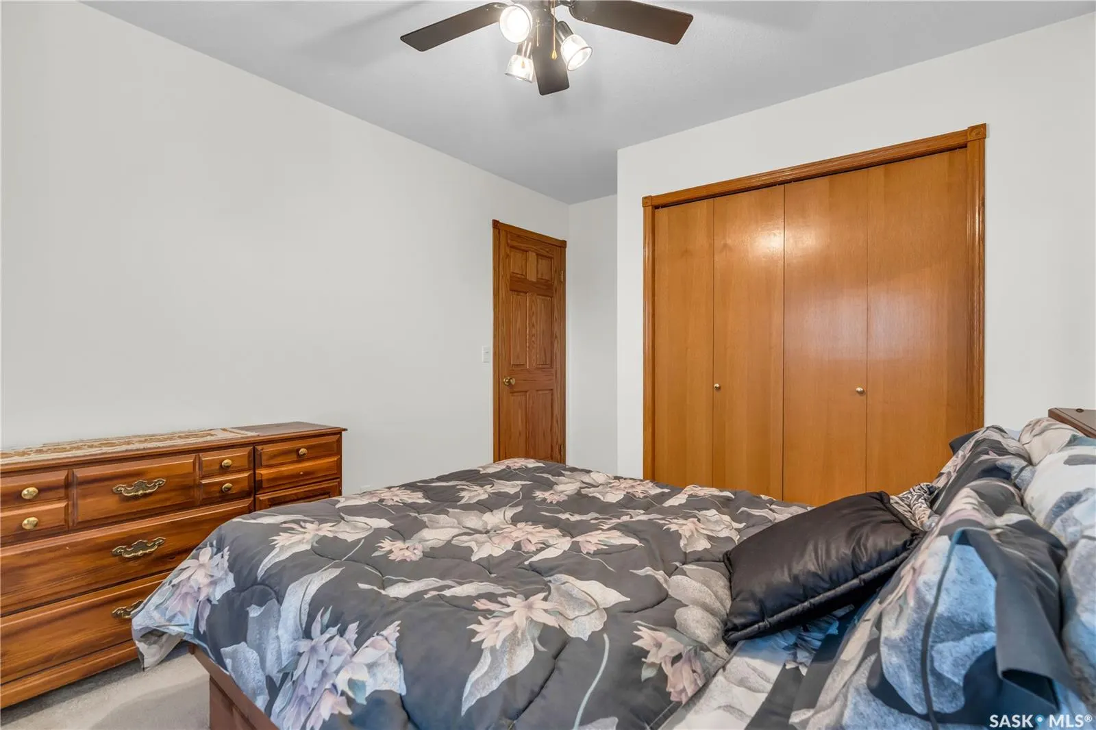 5524 Busch PLACE