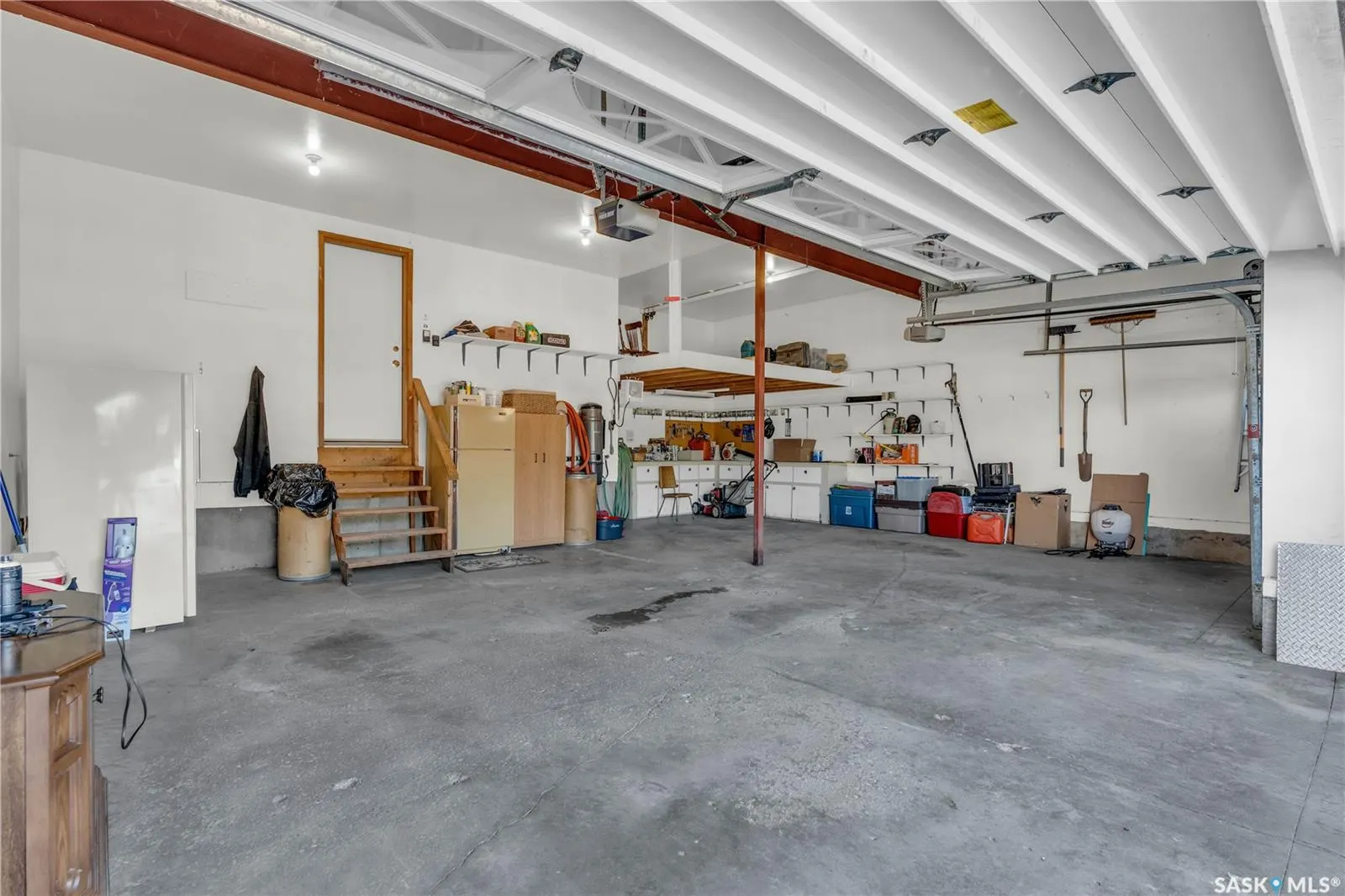 5524 Busch PLACE