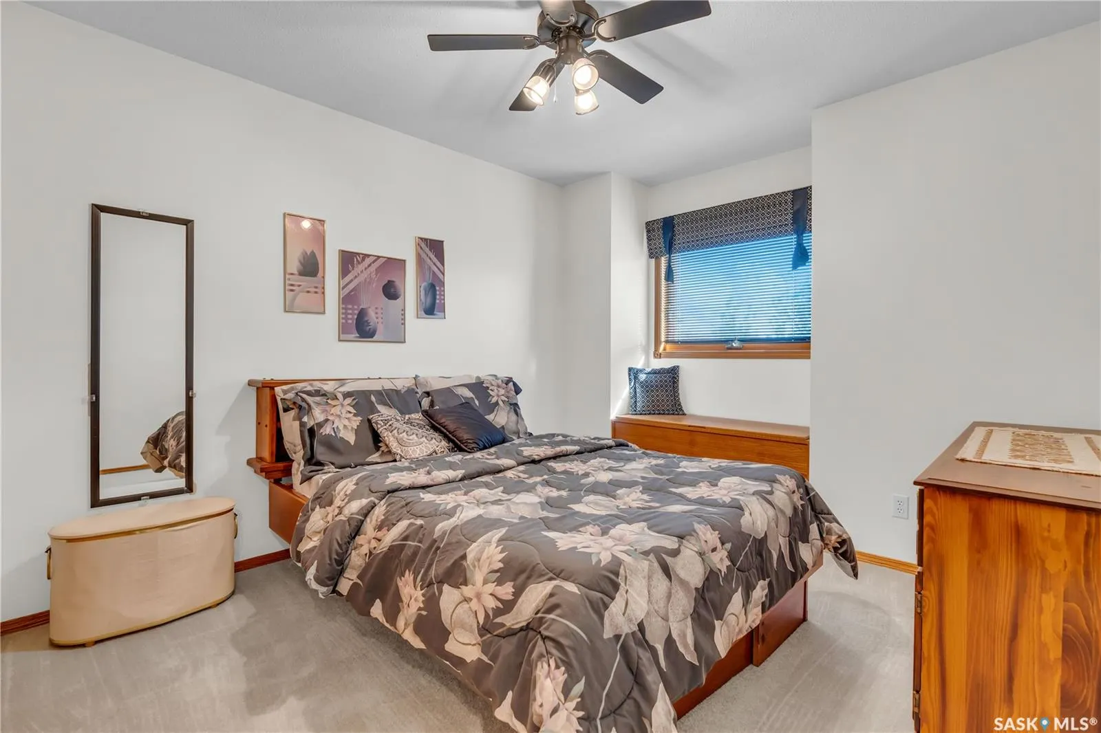 5524 Busch PLACE