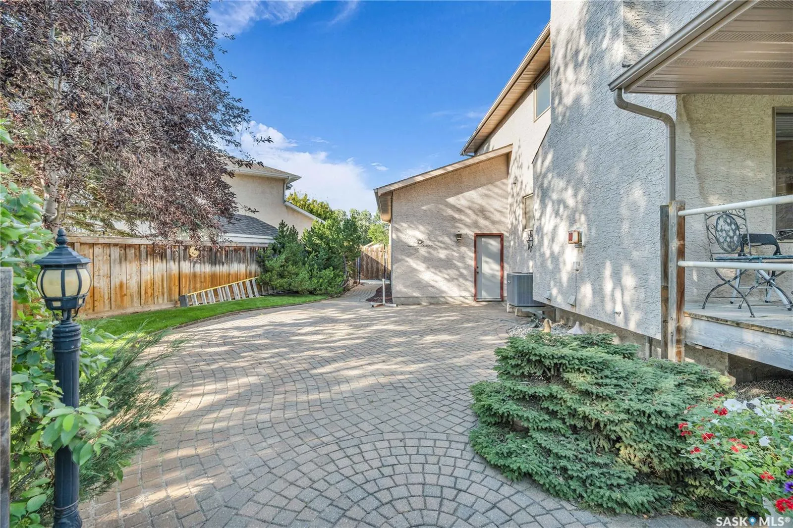 5524 Busch PLACE