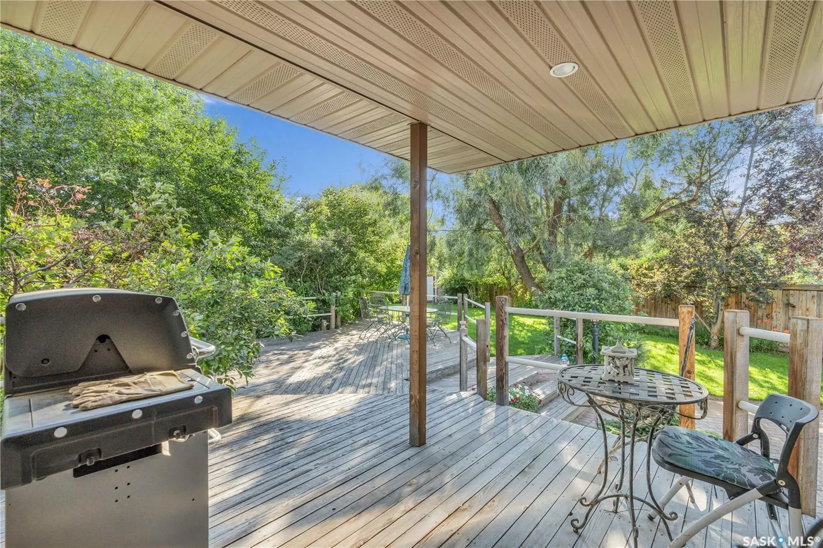 5524 Busch PLACE
