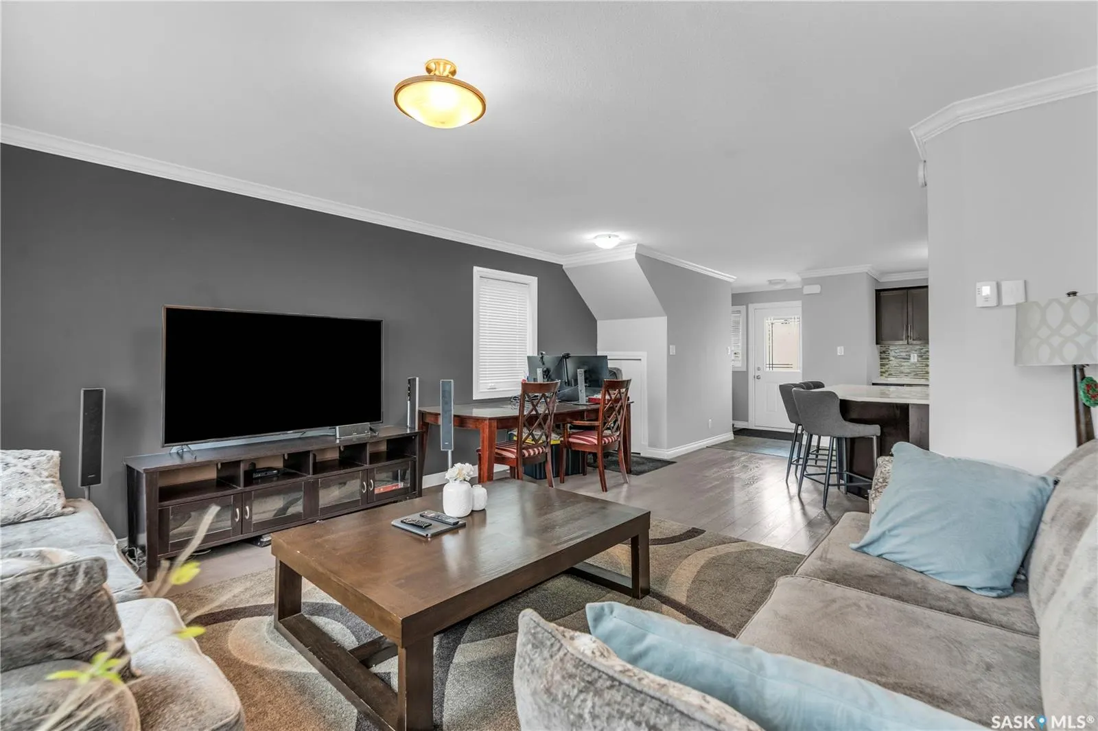 102 Manek ROAD, #310