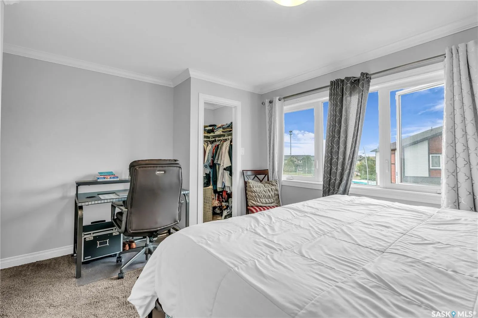102 Manek ROAD, #310