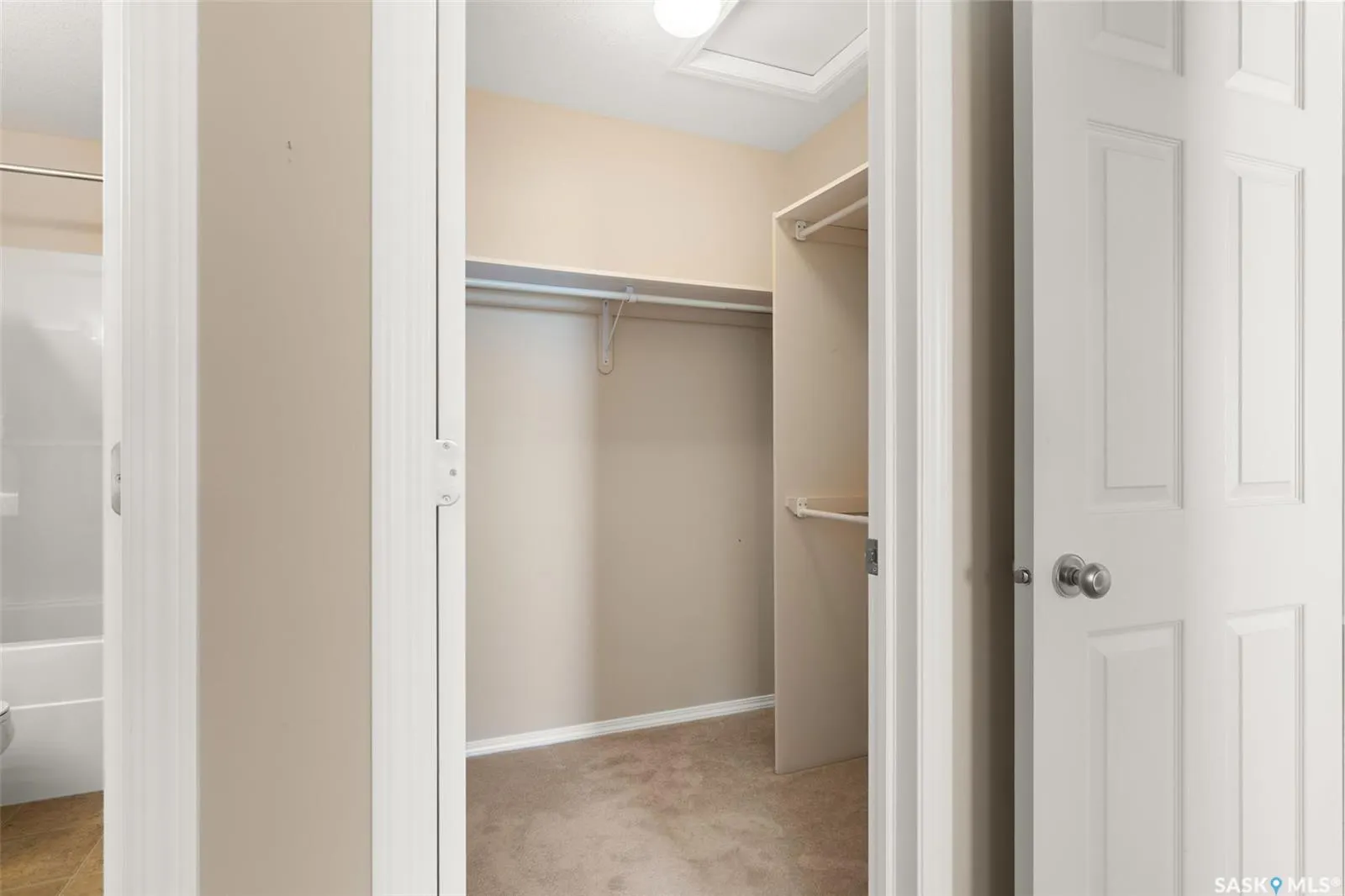 2751 Windsor Park ROAD, #23