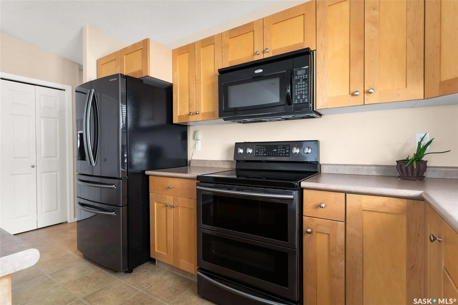 2751 Windsor Park ROAD, #23