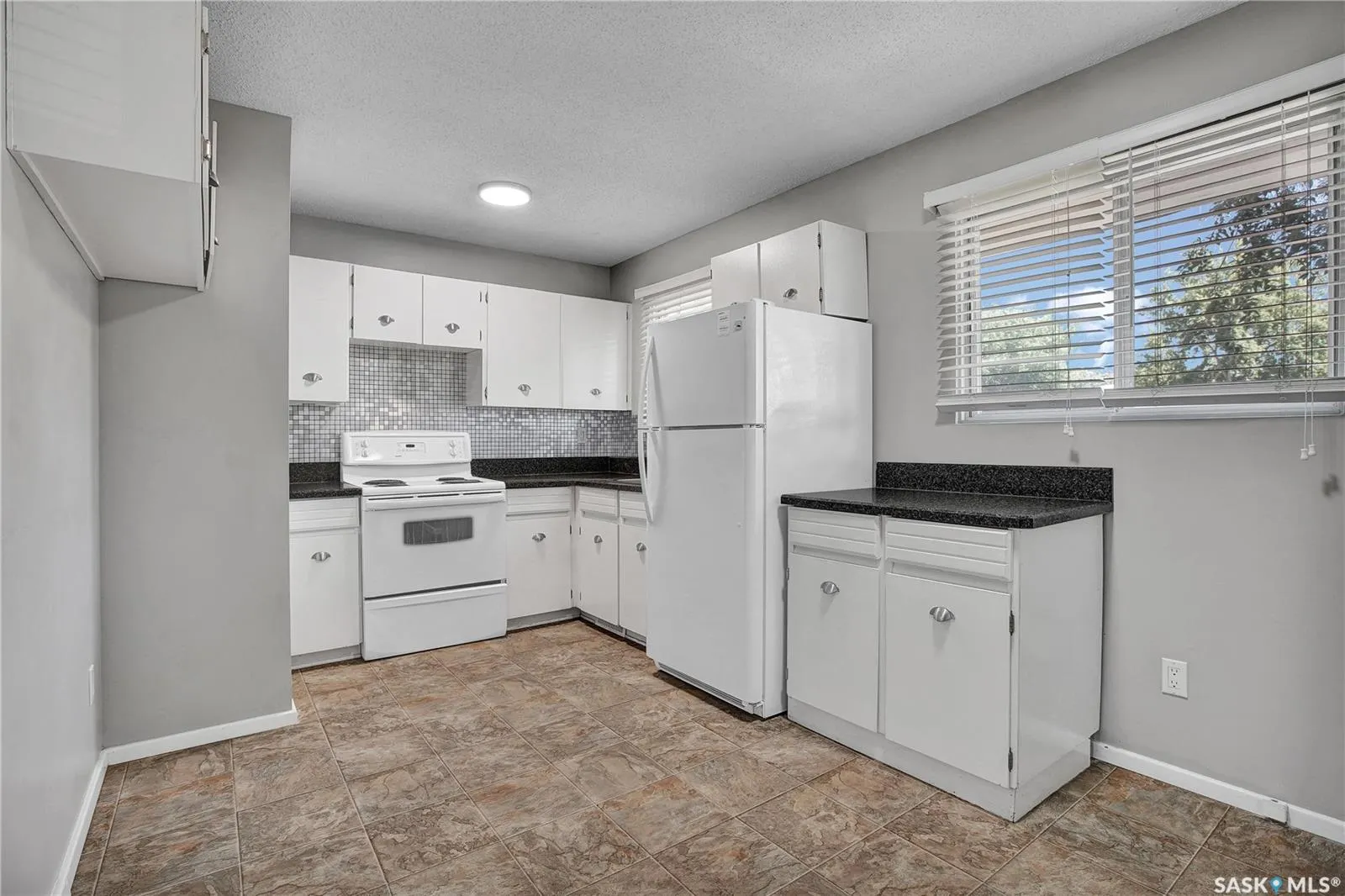120 Acadia DRIVE, #60