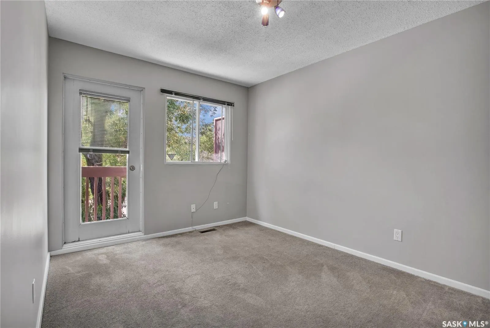120 Acadia DRIVE, #60